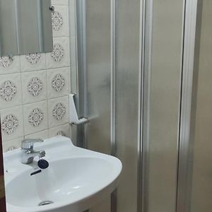 Habitación con 2 Camas Individuales